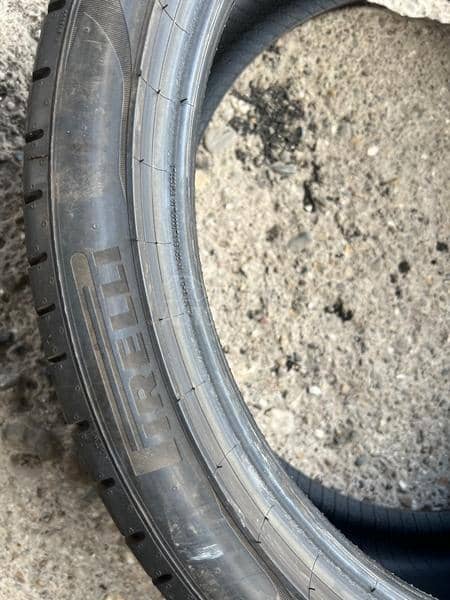 Pirelli 235/40 R20 Letnja
