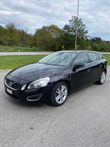 Volvo V60 