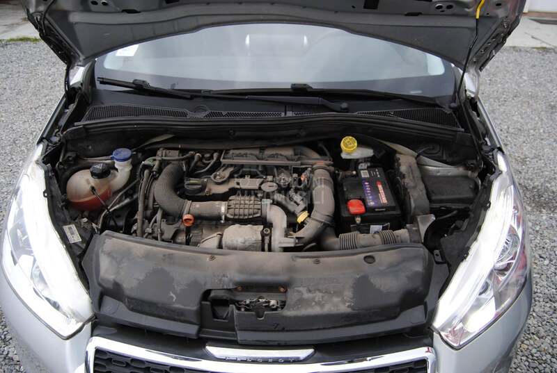 Peugeot 208 1,6 HDI