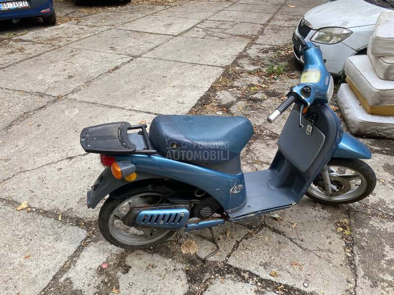 Piaggio Free