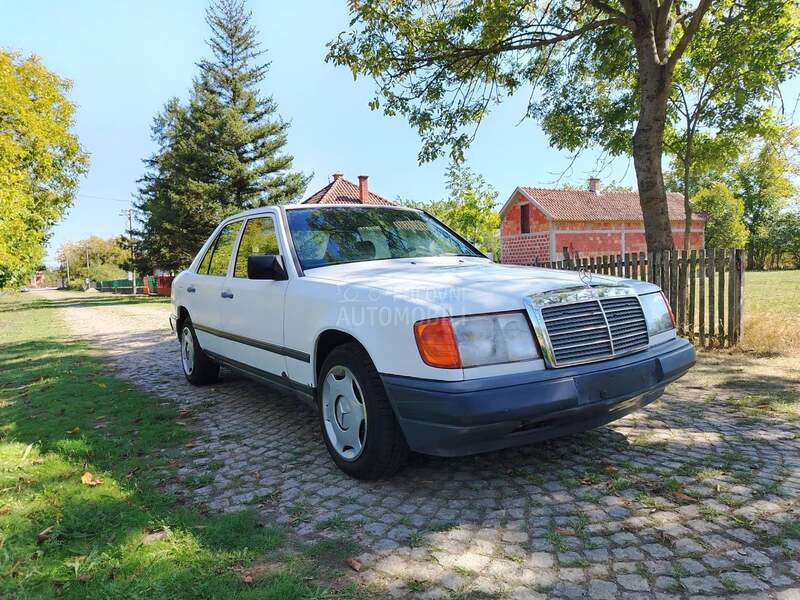 Mercedes Benz E 124 250D