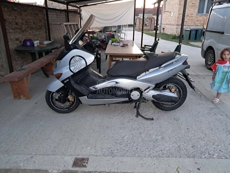 Yamaha T Max