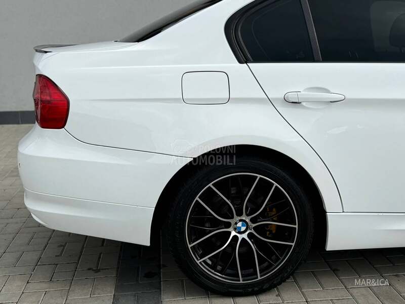 BMW 320d 2.0D-XDRIVE N0V
