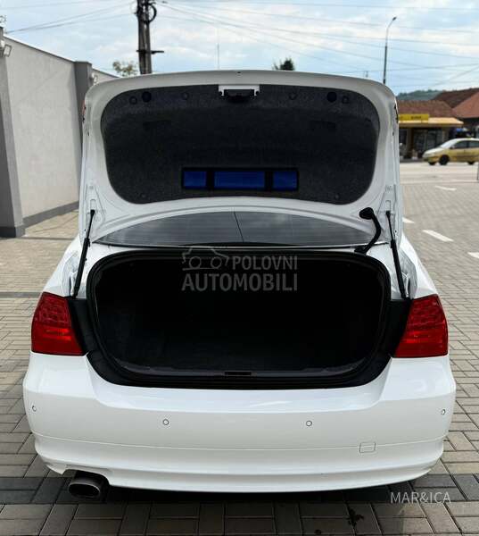 BMW 320d 2.0D-XDRIVE N0V