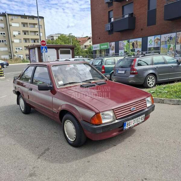 Ford Escort 