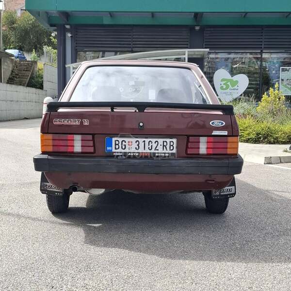 Ford Escort 