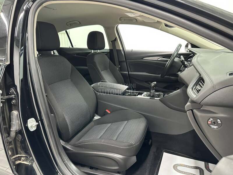 Opel Insignia 1.5 CDTI INNOVATION