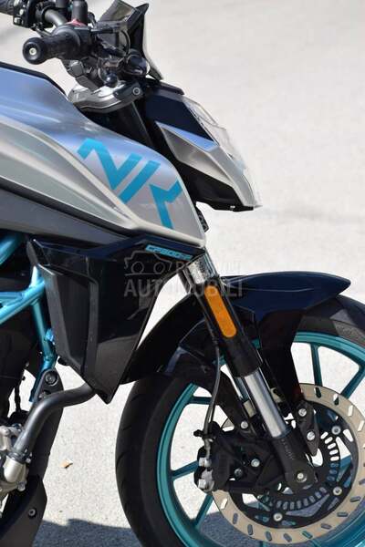 CFMOTO nk 300