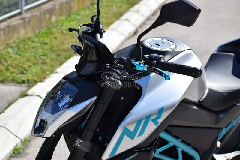 CFMOTO nk 300