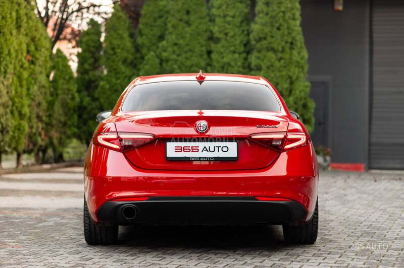 Alfa Romeo Giulia SPRINT