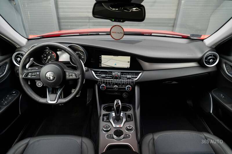 Alfa Romeo Giulia SPRINT