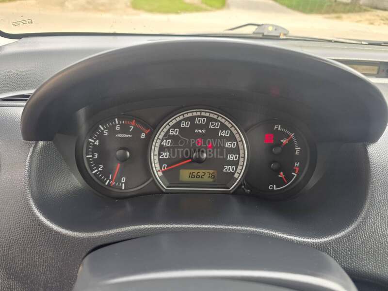 Suzuki Swift 1,3 4WD Luxury