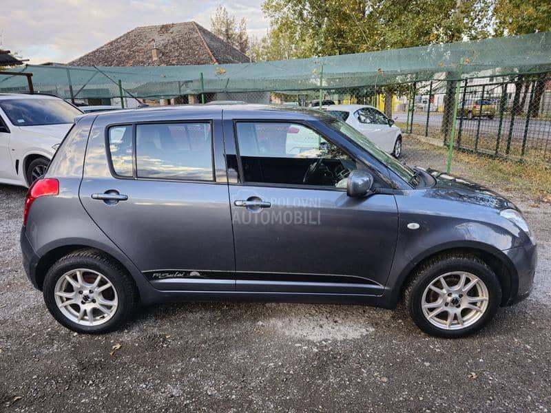 Suzuki Swift 1,3 4x4 Suzuki Swift 1,3 4x4