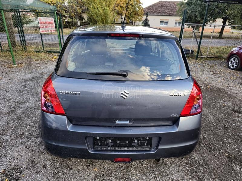 Suzuki Swift 1,3 4x4 Suzuki Swift 1,3 4x4