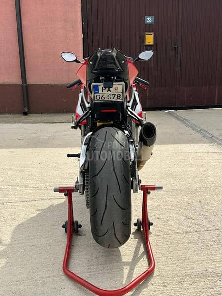 BMW S1000rr