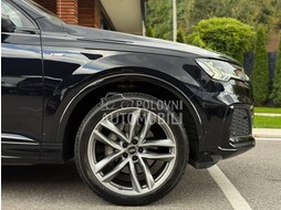 Audi Q7 50TDI S-Line slika 8