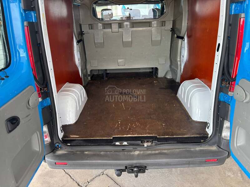 Opel Vivaro 2.0Cdti 6 Mesta Long