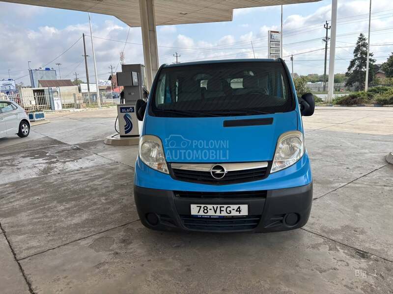 Opel Vivaro 2.0Cdti 6 Mesta Long