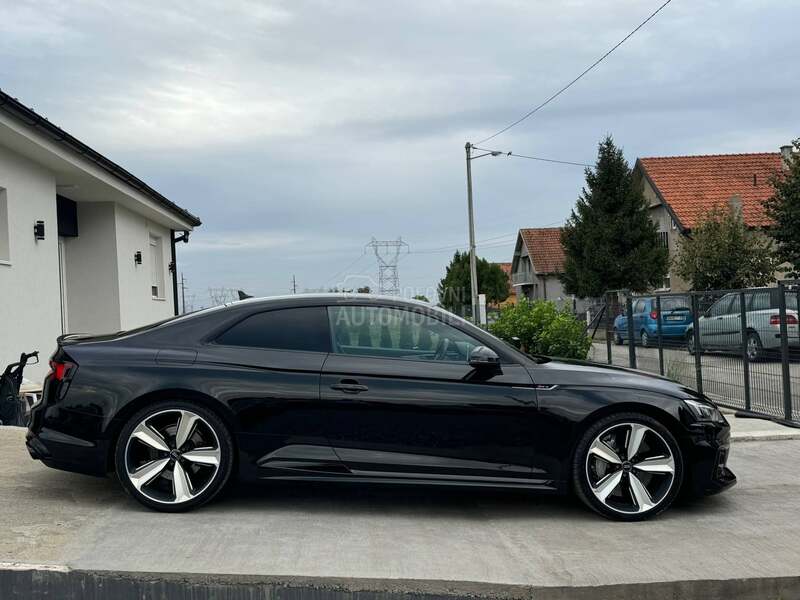 Audi RS5 