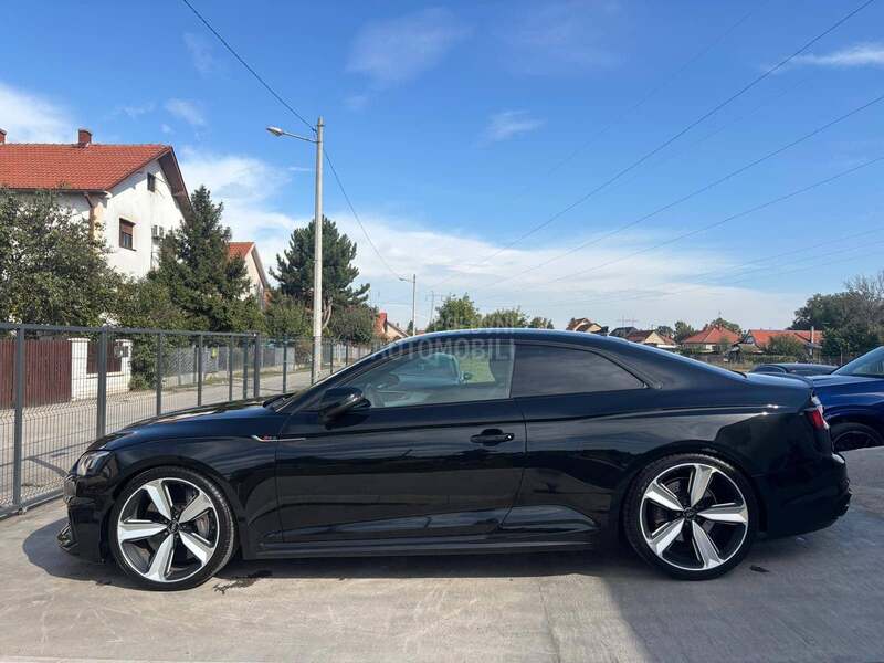 Audi RS5 