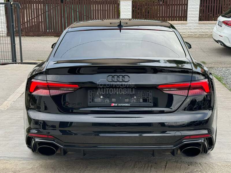 Audi RS5 