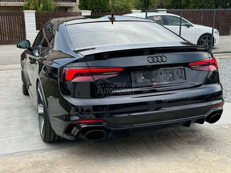 Audi RS5 