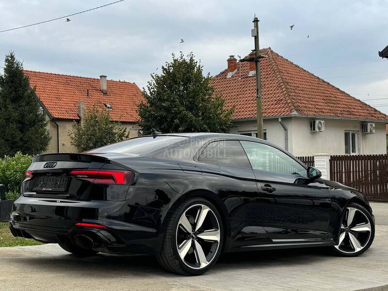 Audi RS5 