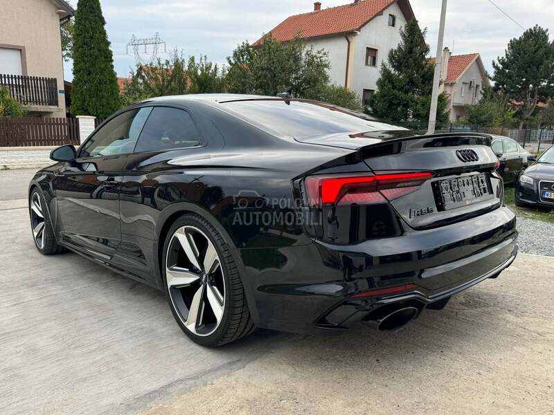 Audi RS5 