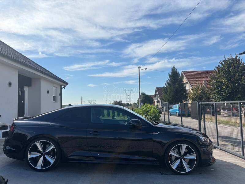 Audi RS5 
