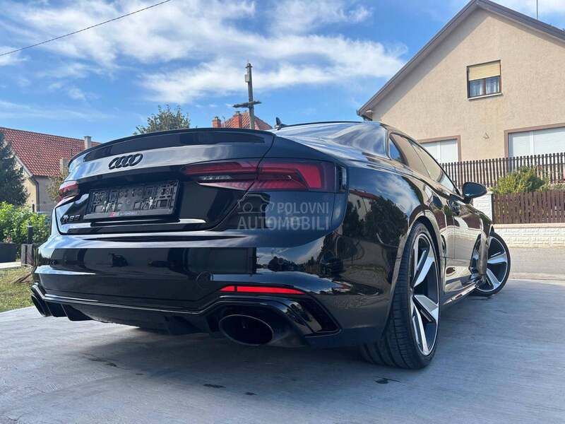 Audi RS5 