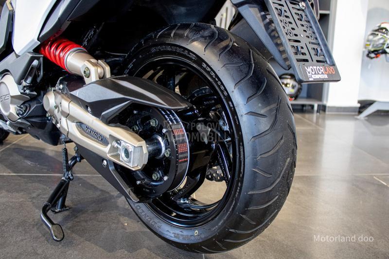 Kymco AK 575 PREMIUM