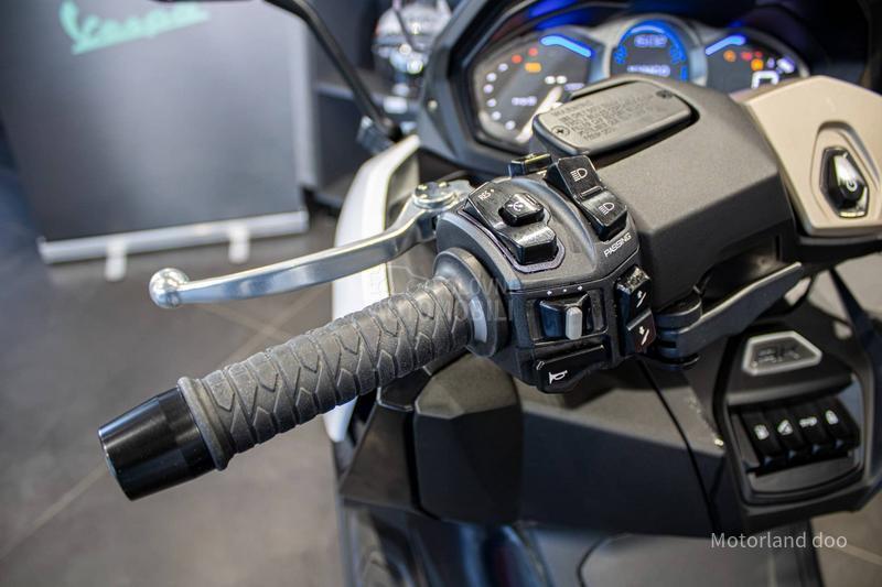 Kymco AK 575 PREMIUM