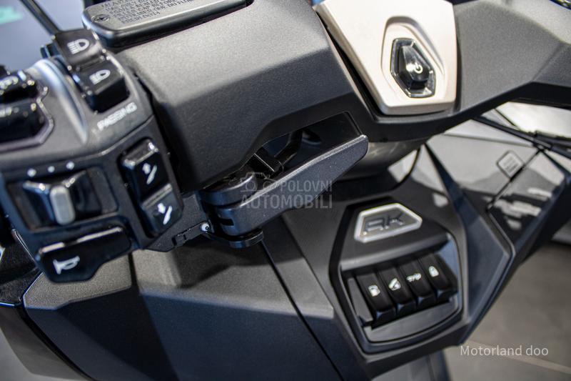 Kymco AK 575 PREMIUM