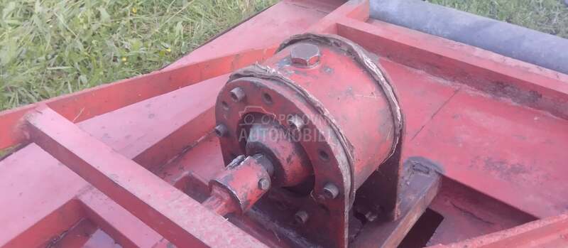 Tarup za traktor