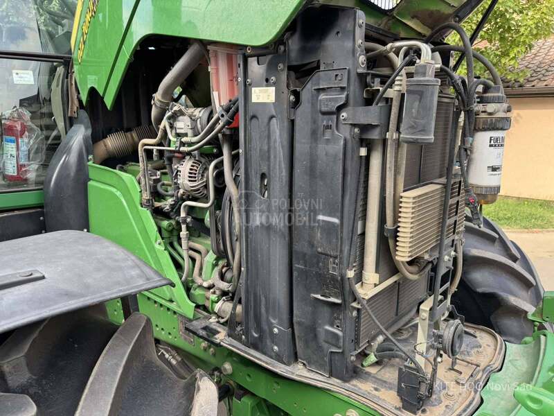 John Deere 6195M