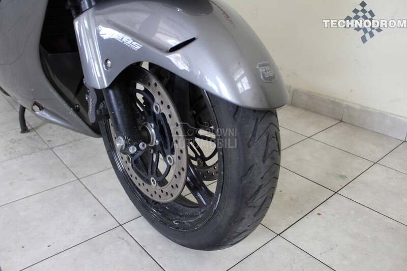 Honda CBR 1100 XX