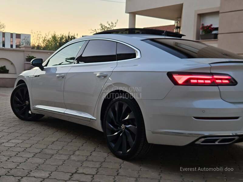 Volkswagen Arteon R Line/Perla/Panor