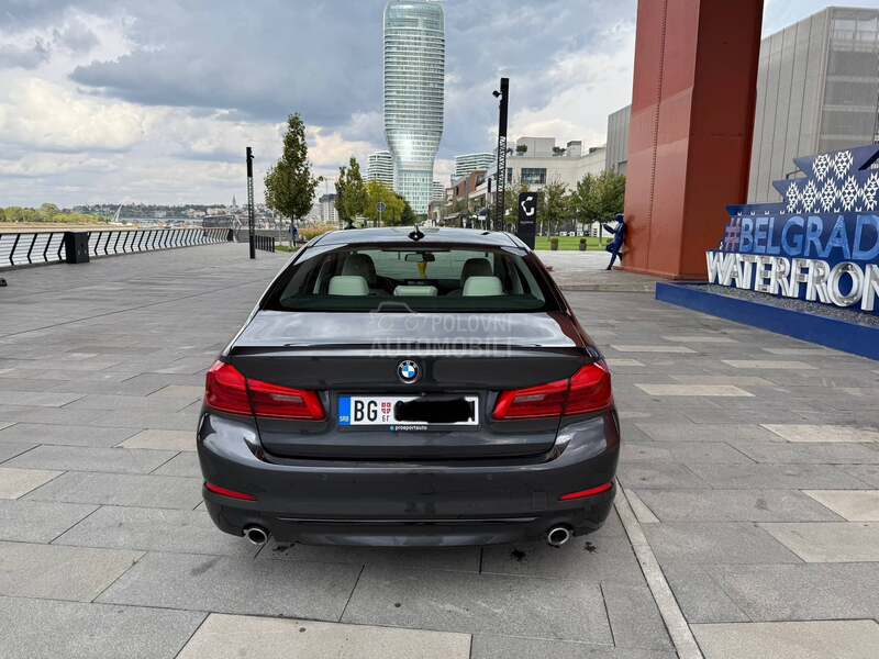 BMW 520 xDrive/Luxury/360