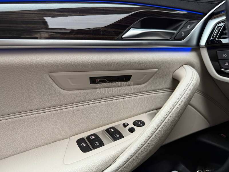 BMW 520 xDrive/Luxury/360