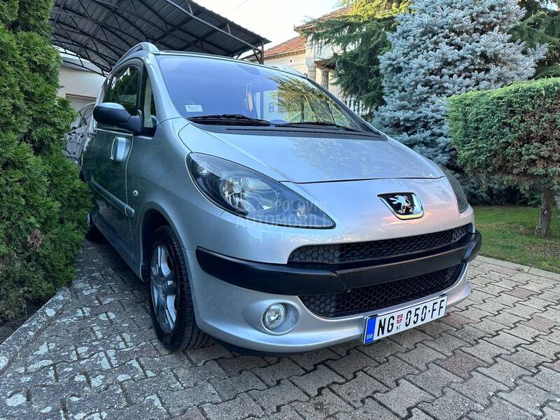 Peugeot 1007 