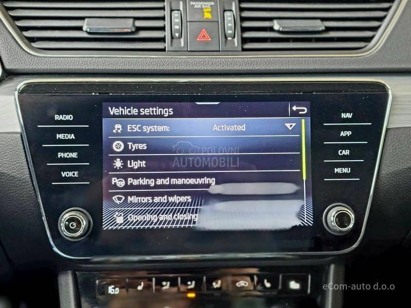 Škoda Superb 2.0 TDI AMBITION DSG