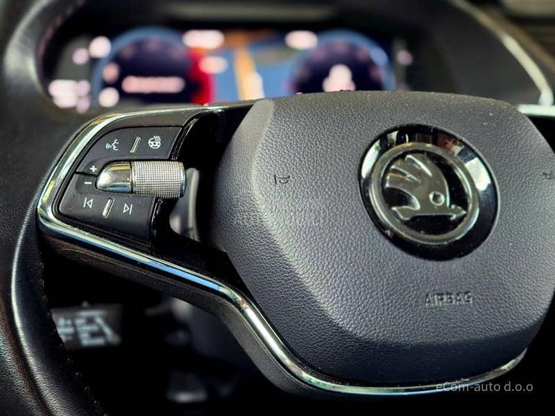 Škoda Superb 2.0 TDI AMBITION DSG