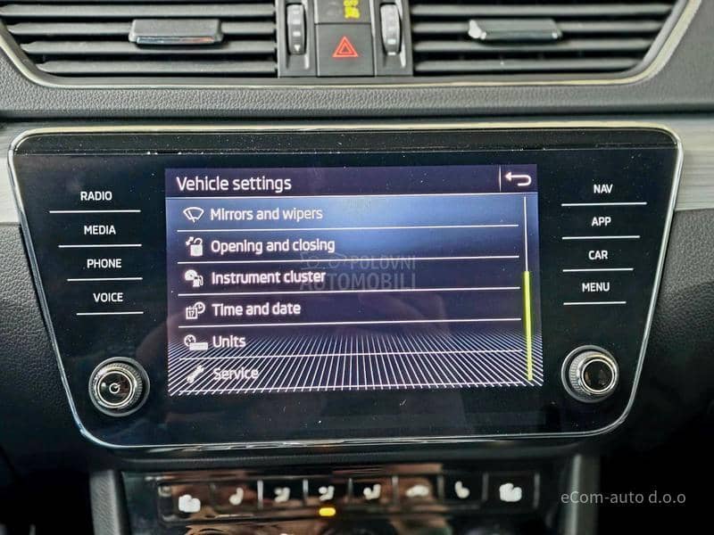 Škoda Superb 2.0 TDI AMBITION DSG