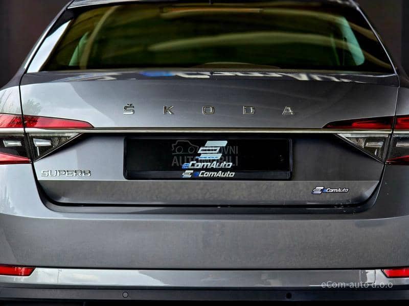 Škoda Superb 2.0 TDI AMBITION DSG