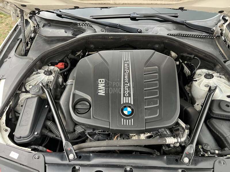 BMW 535 xDrive  OČUVAN 2015
