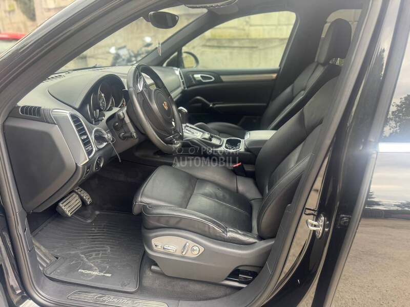 Porsche Cayenne S Hybrid