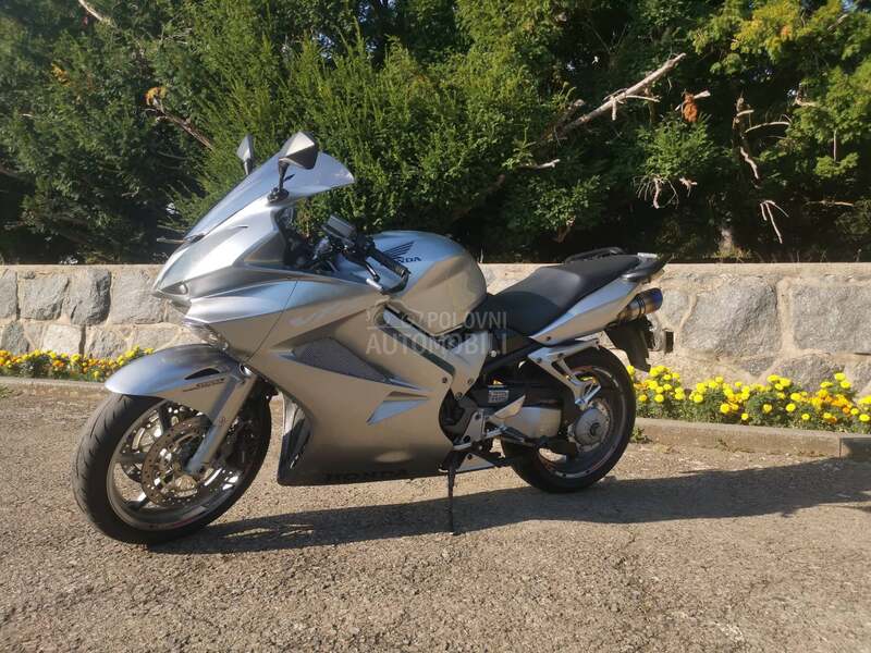 Honda VFR800 Vtec