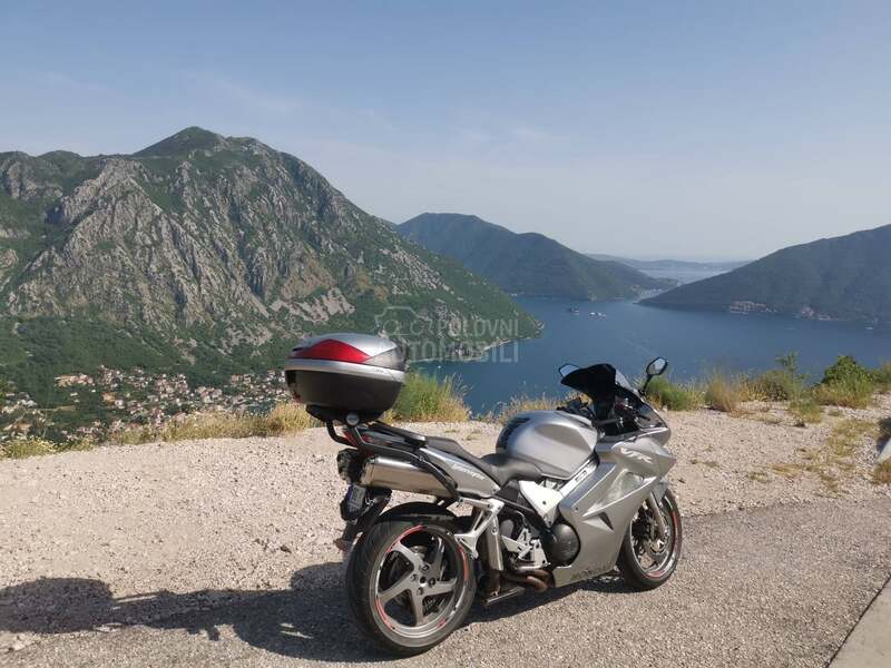 Honda VFR800 Vtec