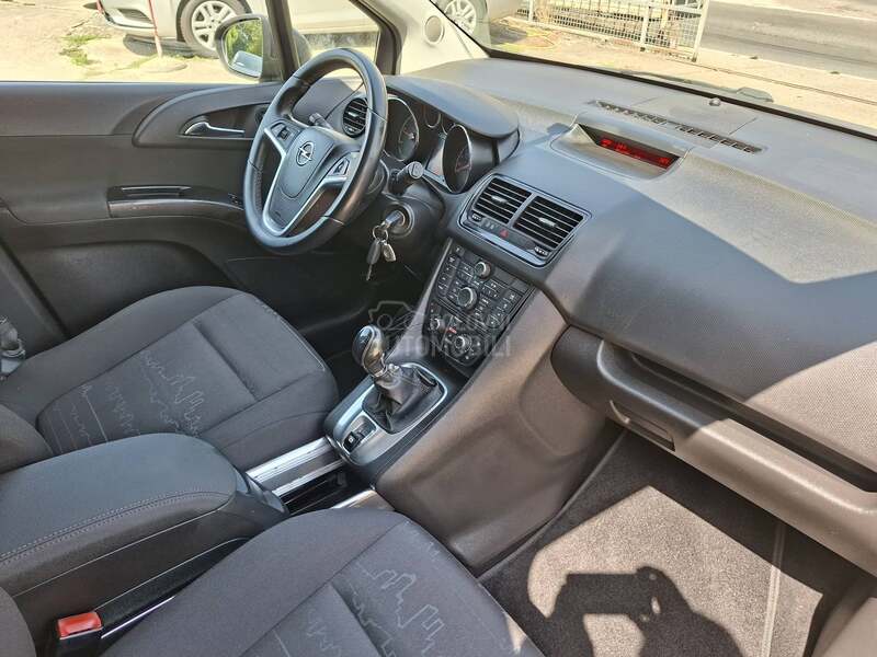 Opel Meriva 1,3 m jet