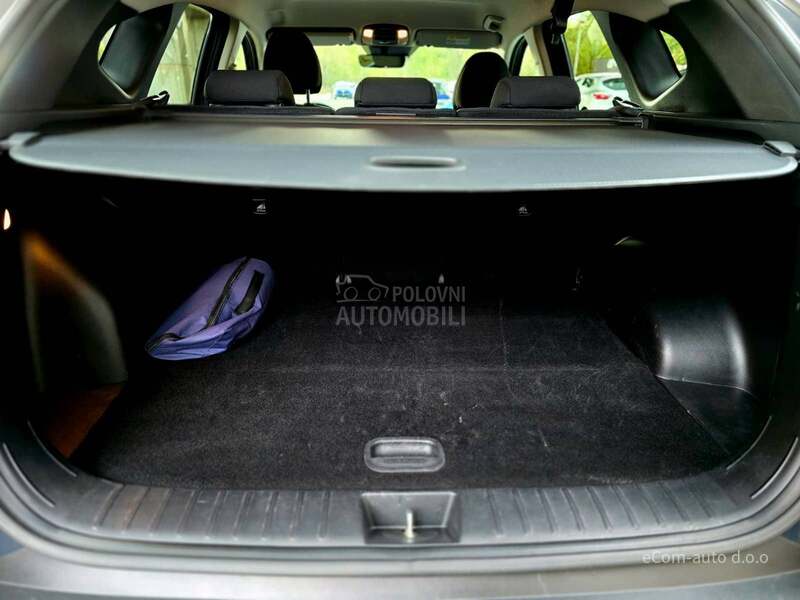 Hyundai Tucson 1.6 CRDI PREMIUM